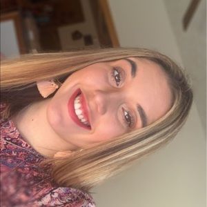 Meet your Posher, Zoe